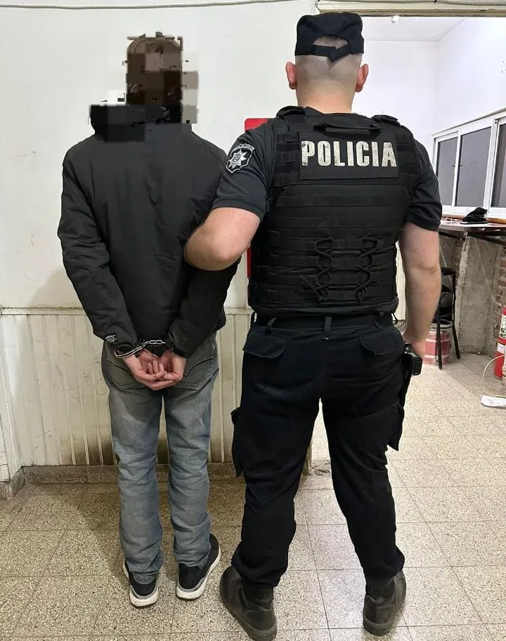 37874076-e99a-45a8-b180-893323c19a89