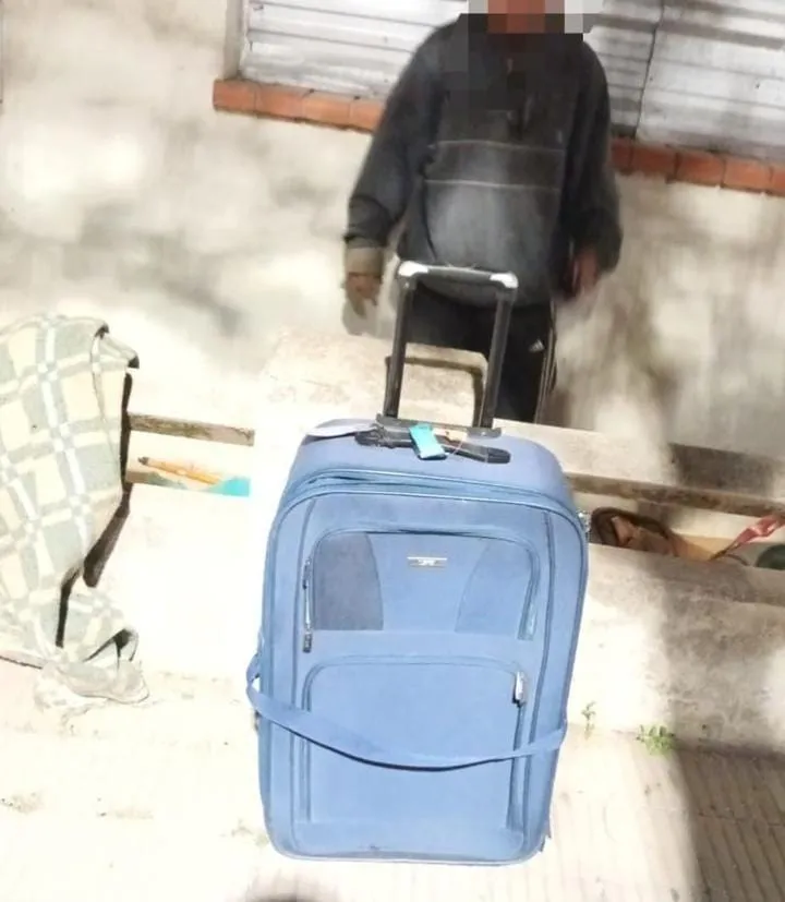 ee39a87f-405e-4434-9fd7-5d38baa79463