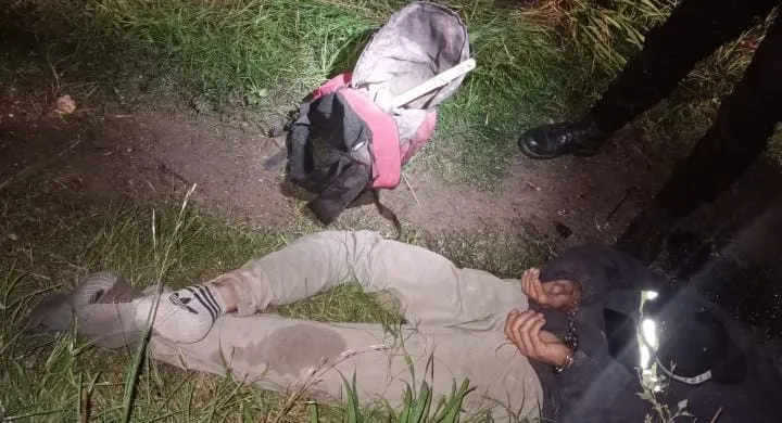 c2afb03c-7b3b-4267-8531-2b79a8aefbfa