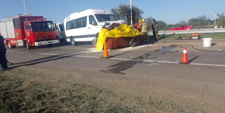 2cb78a8b-2706-4b58-91b6-51d3c01931a8