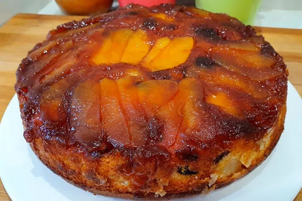 bizcocho-de-manzana-y-caramelo