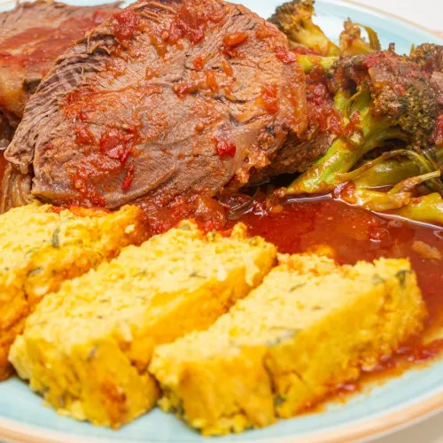 Tortuguita con budín de choclo y zanahoria