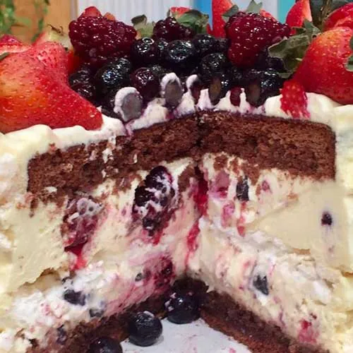 torta-helada-de-merengue-y-chocolate-blanco.7348