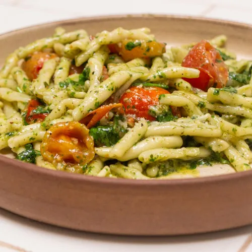 cavatelli con pesto