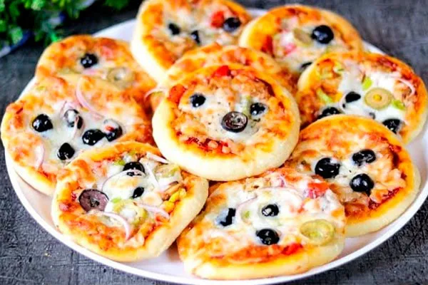 mini-pizzas