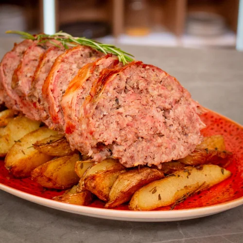 Pastel de carne al horno