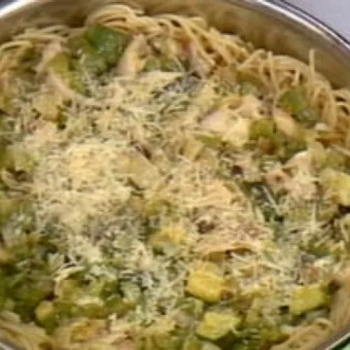 nido-de-fideos-con-pollo-y-vegetales.1662