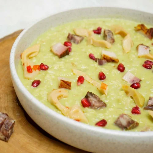 Risotto de carne ahumada con palta