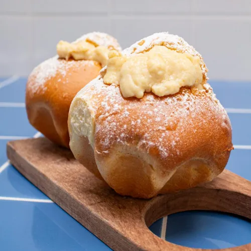 Pan brioche relleno