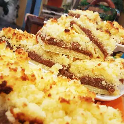 cuadrados-de-dulce-de-leche-y-coco-de-panaderia.4631