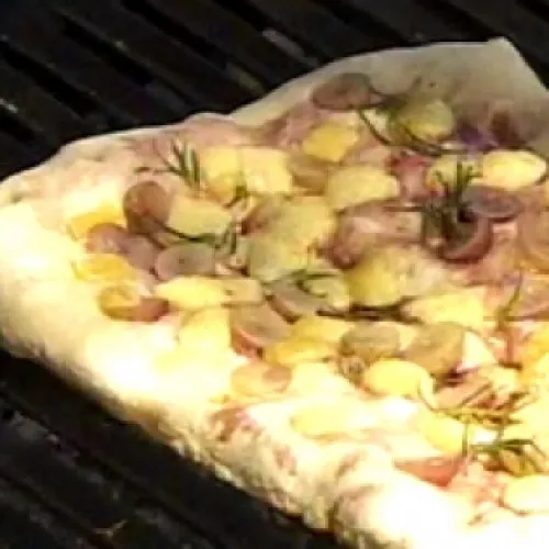 focaccia-de-queso-y-uvas-y-pancitos-rellenos.3107