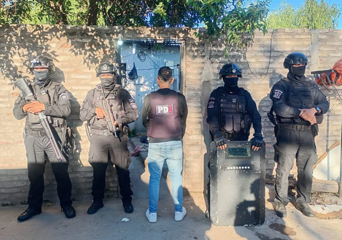 9b3aa633-3afc-4fed-8f5a-39d5f6523428