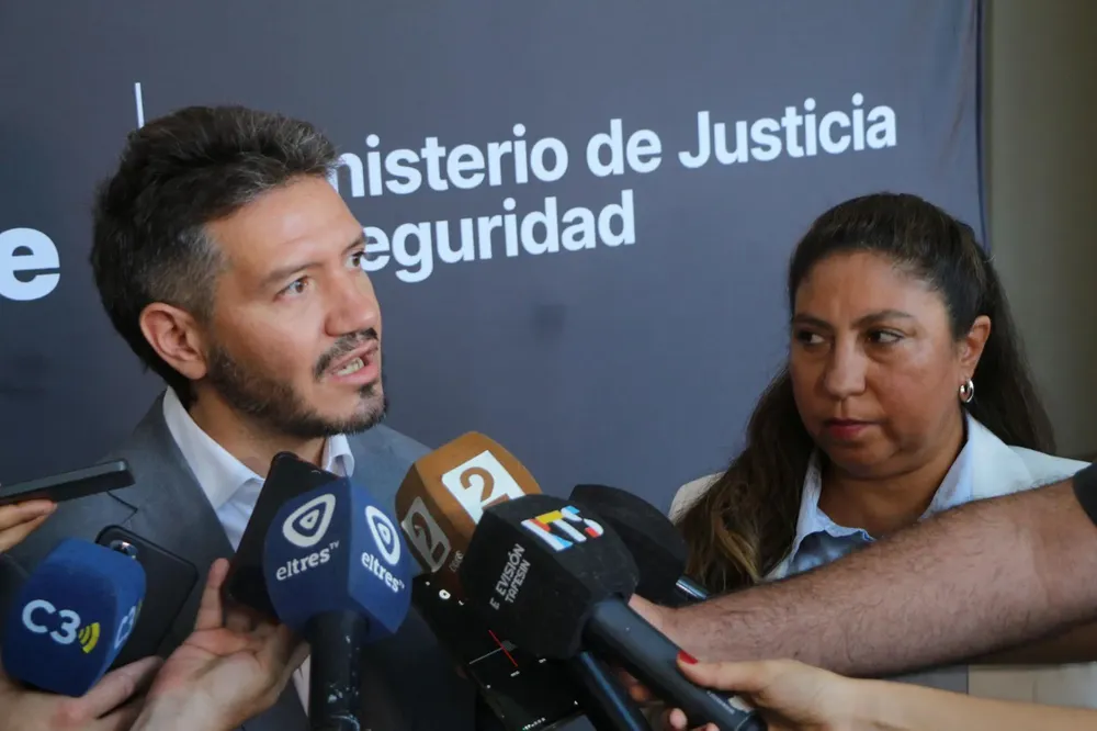 9789c7ea-b307-4c24-bf10-e363dc310489