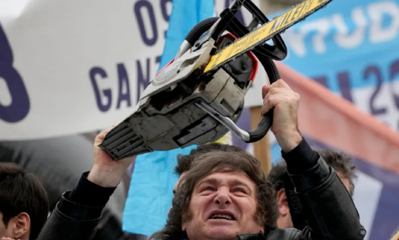 javier-milei-motosierra