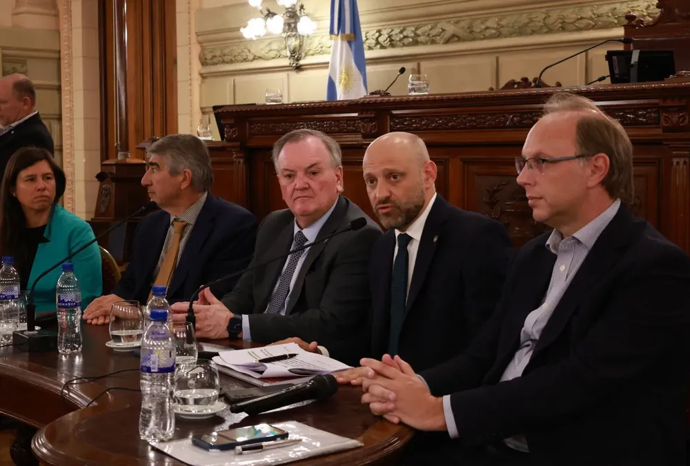 25a7d0a9-3130-47db-9b4f-e1683fd4bd06