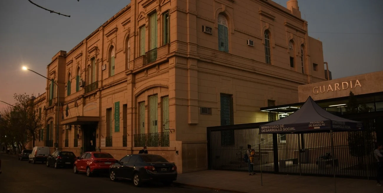 0DQK9KgHm_1300x655__1-1