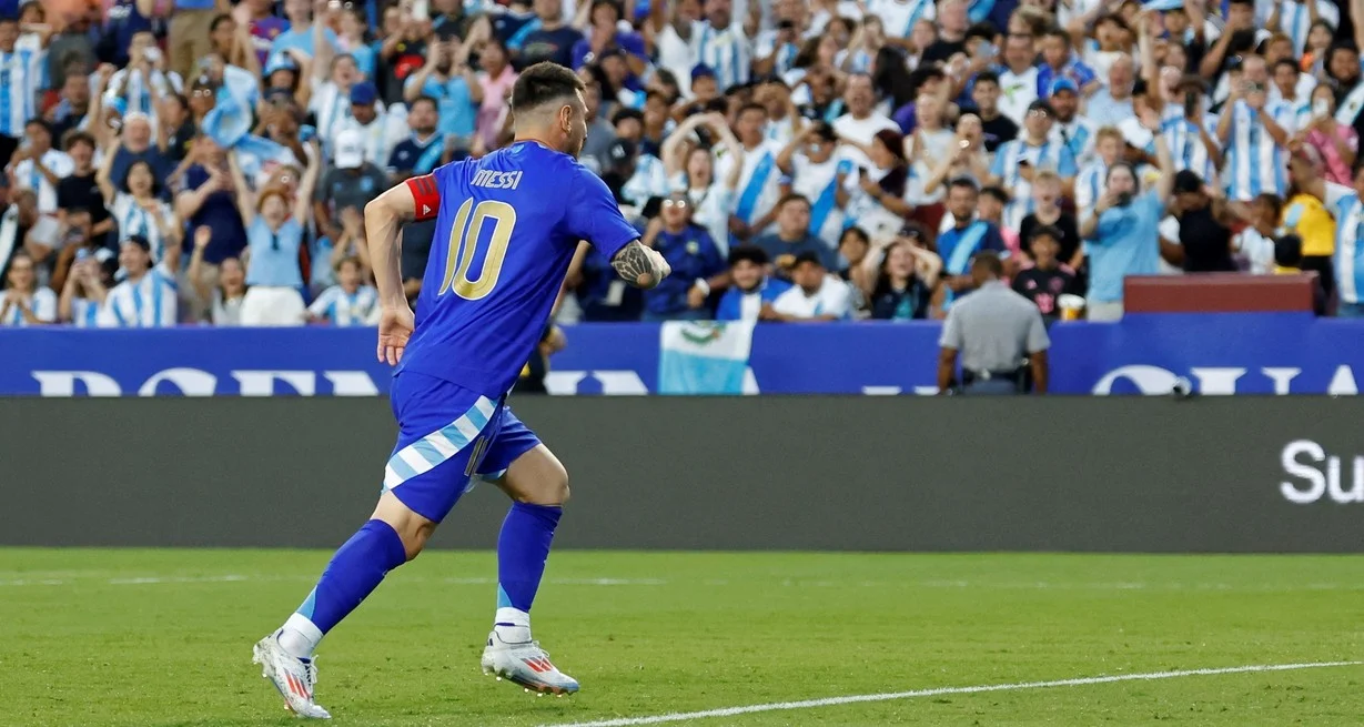 ZtE-QM6Yn_1300x655__2