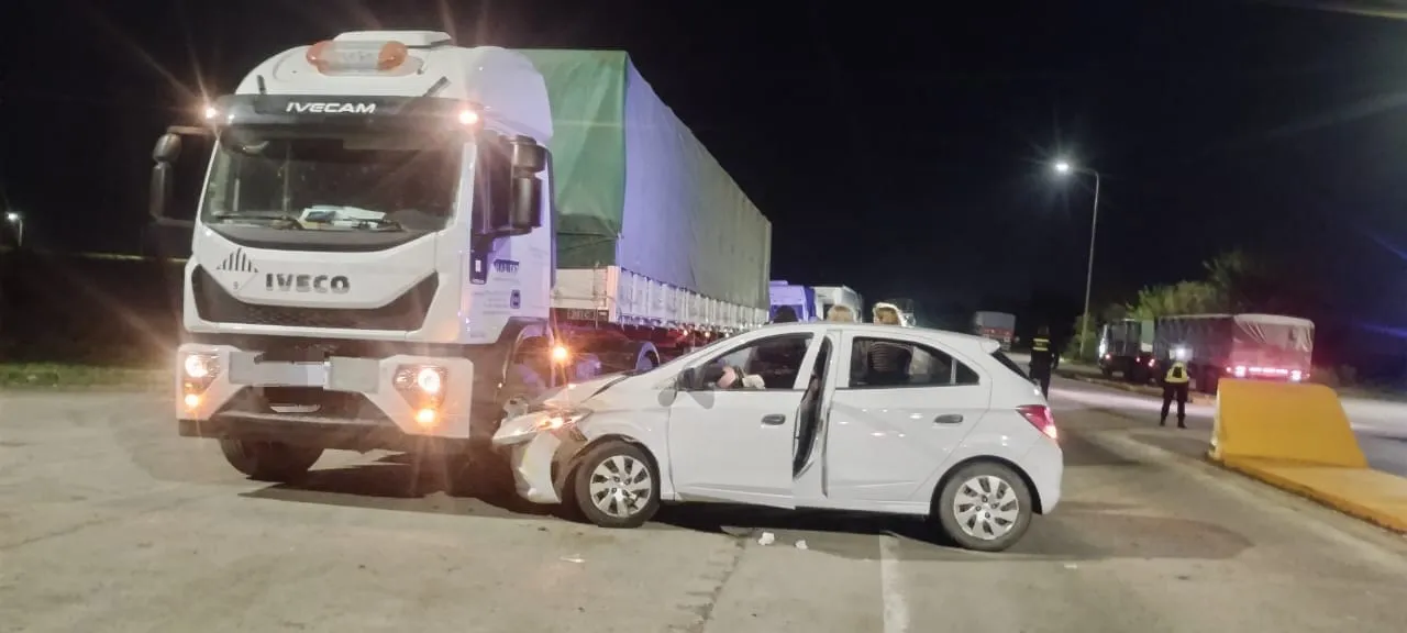 f5930b4a-e065-47b1-8eda-44de2b09eb33