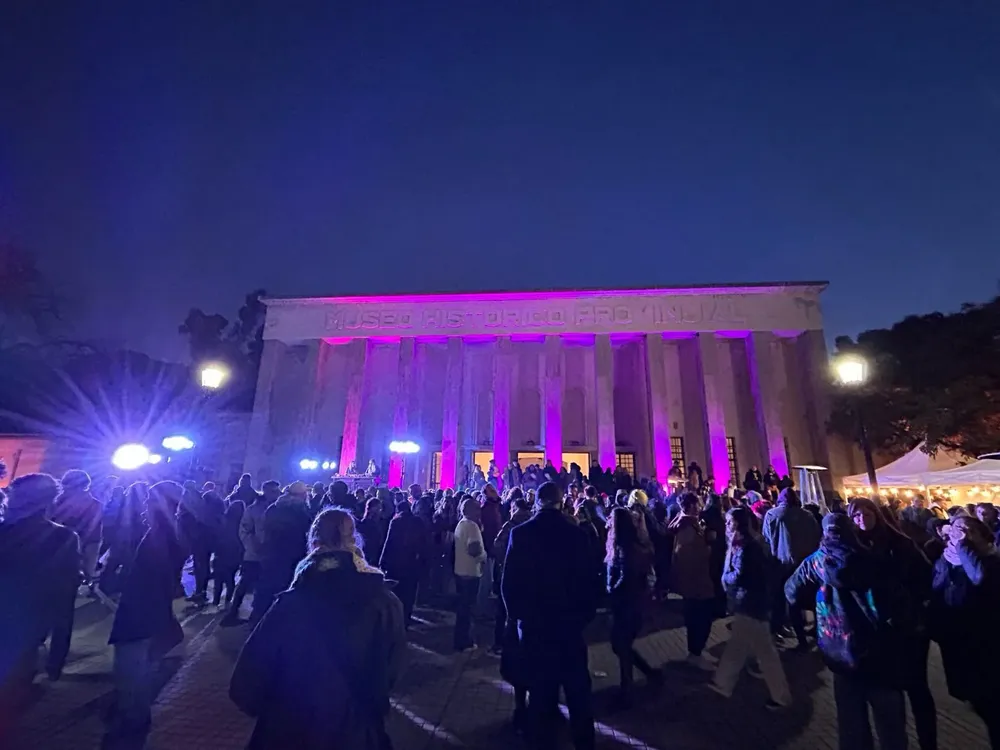 ae9ece65-db1a-42a2-8584-220f777d5174