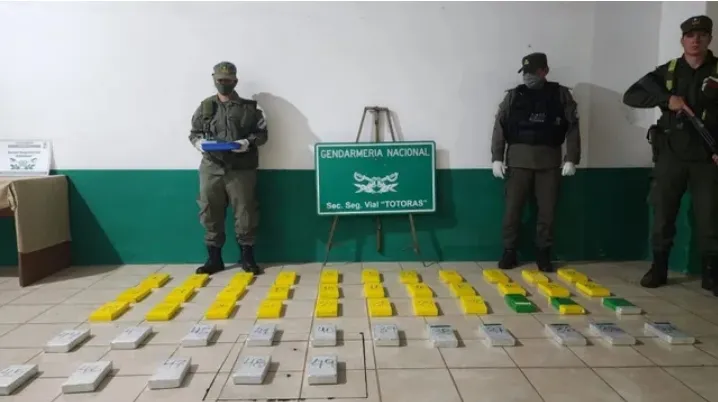 Screenshot_20230514_235853_Facebook