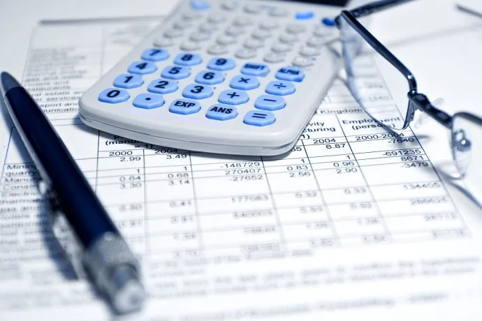 impuestos-salarios-calculadora-gasto-ajuste-afip-monotributojpg