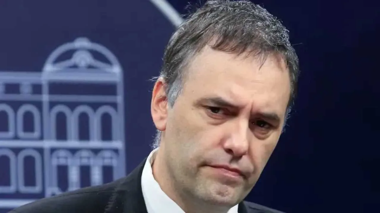 manuel-adorni-1