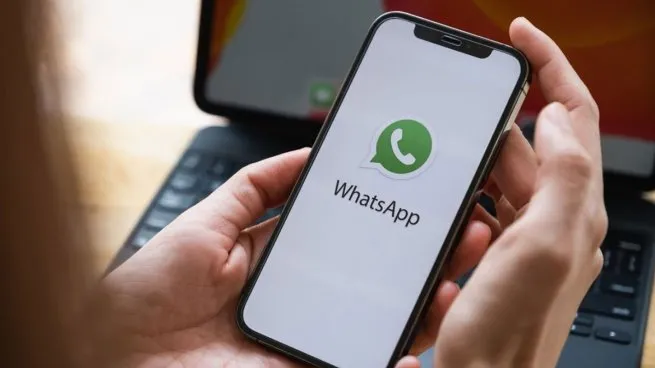 whatsapp-1jpg (1)