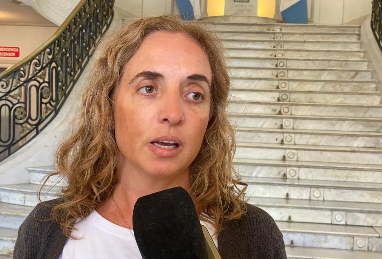 065d9896-40a7-4f70-a9e7-224ca0c907c5