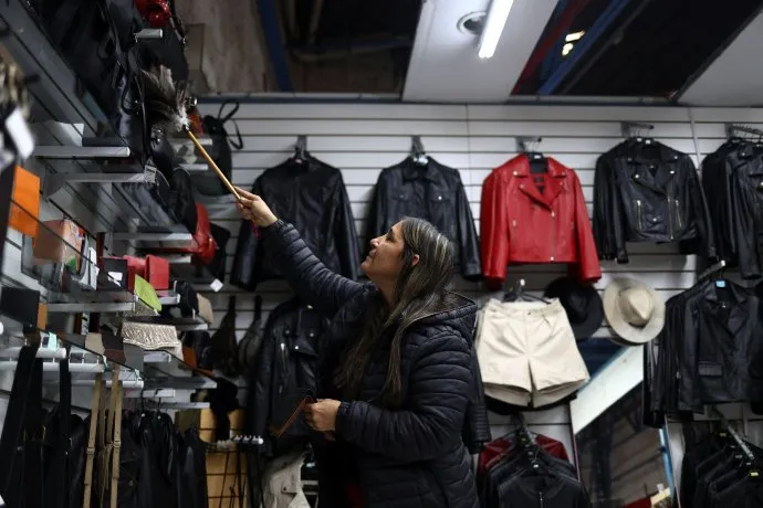 indumentaria-comercio-consumo-ropa