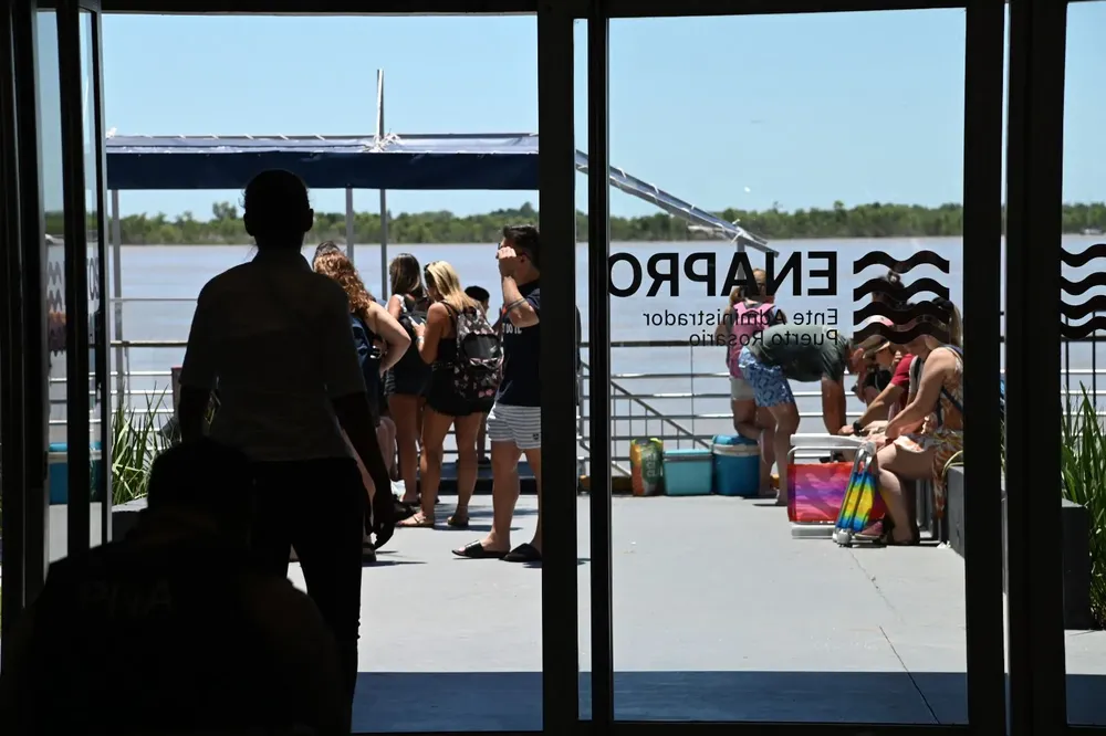 f69c59a5-ab48-47bb-9e10-649b61d1a624