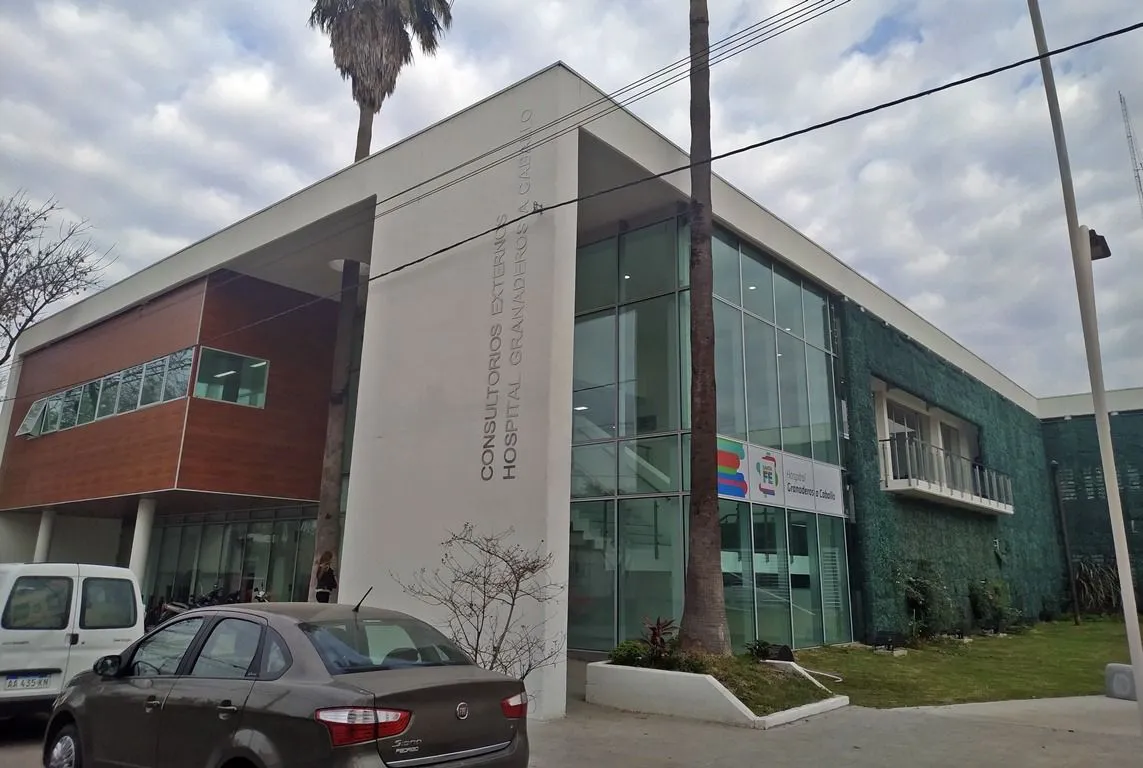 0611dff1-a617-461e-b6da-5ec4438d8801