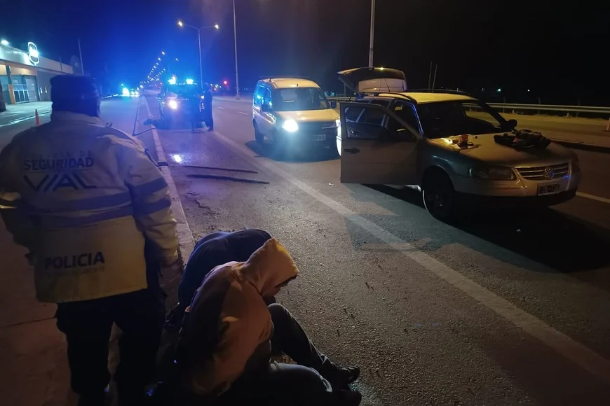 k4FcIm5EM_870x580__1