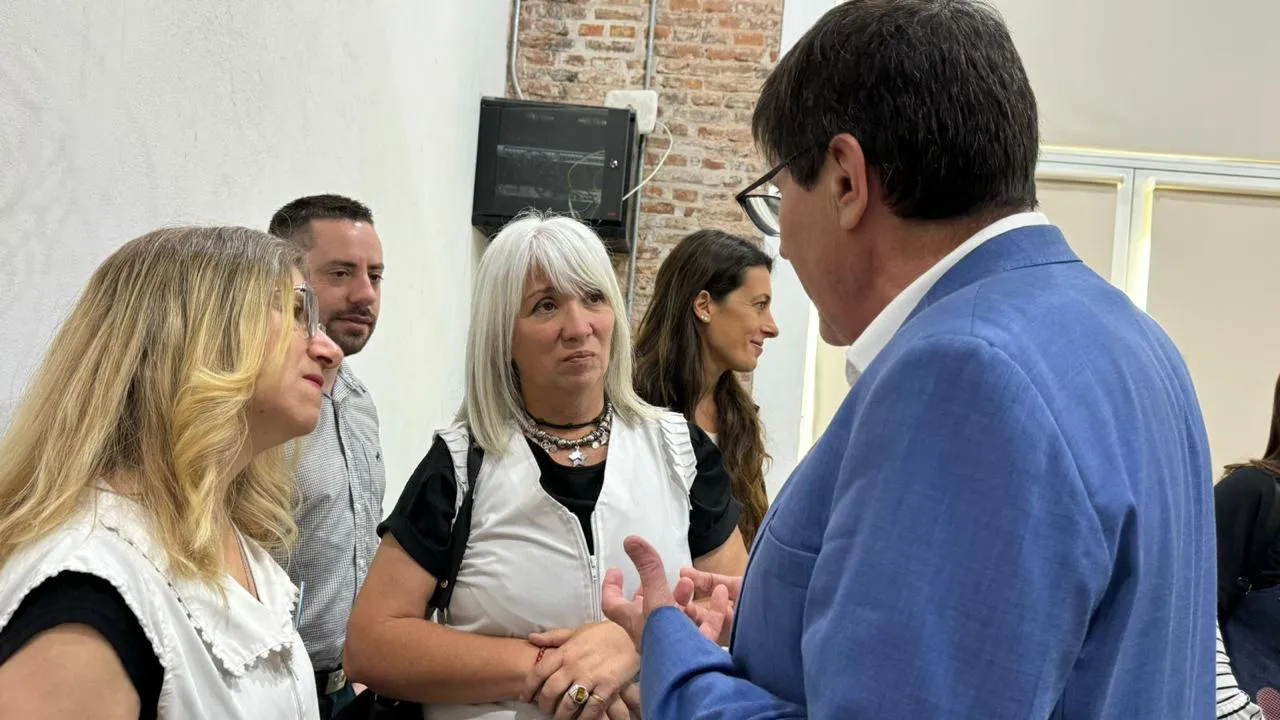 203c146b-1a42-4ae1-b0f3-030ad4fe4498