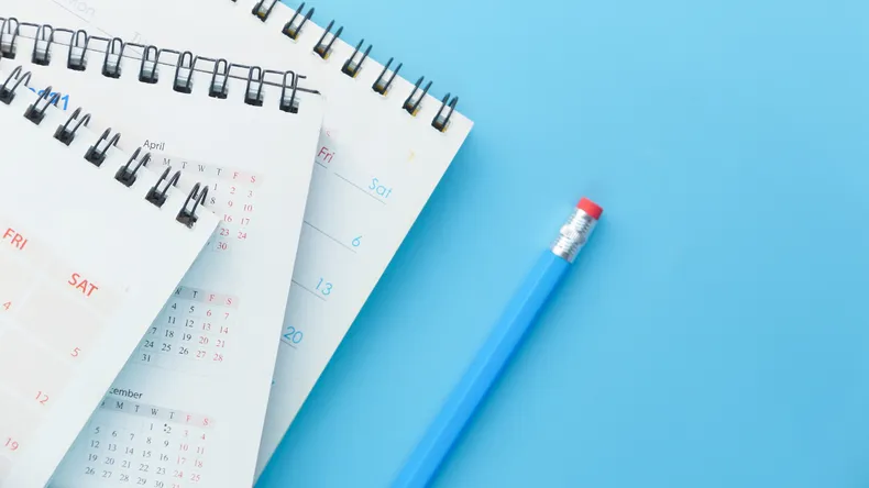 -calendario-feriados-lapiz