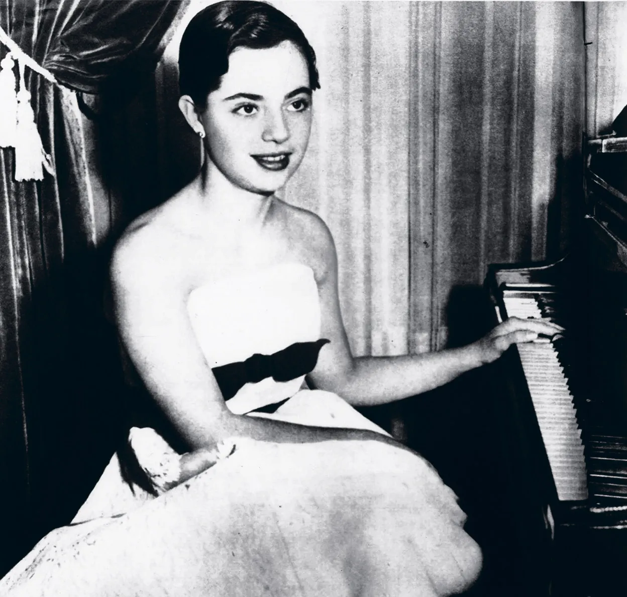 peron-argentina-amante-adolescente-nelly-rivas