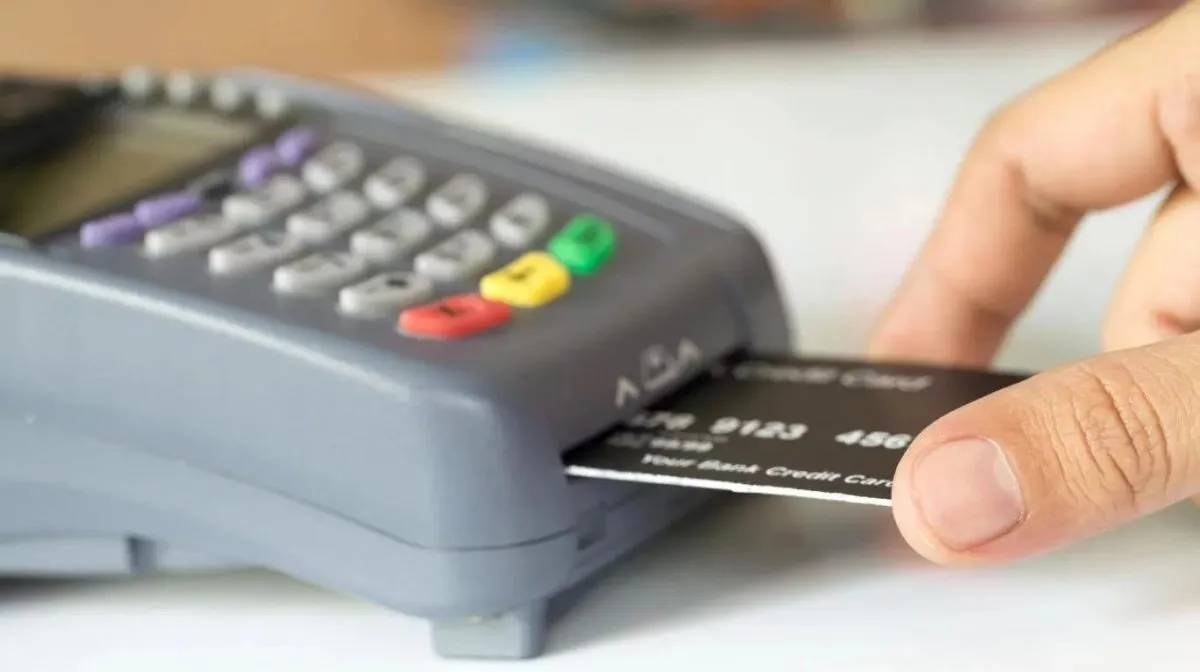tarjeta-de-debito-e1680627462809-1