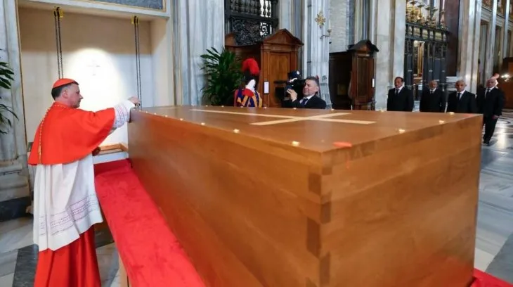 papa-francisco-entierro2jpg