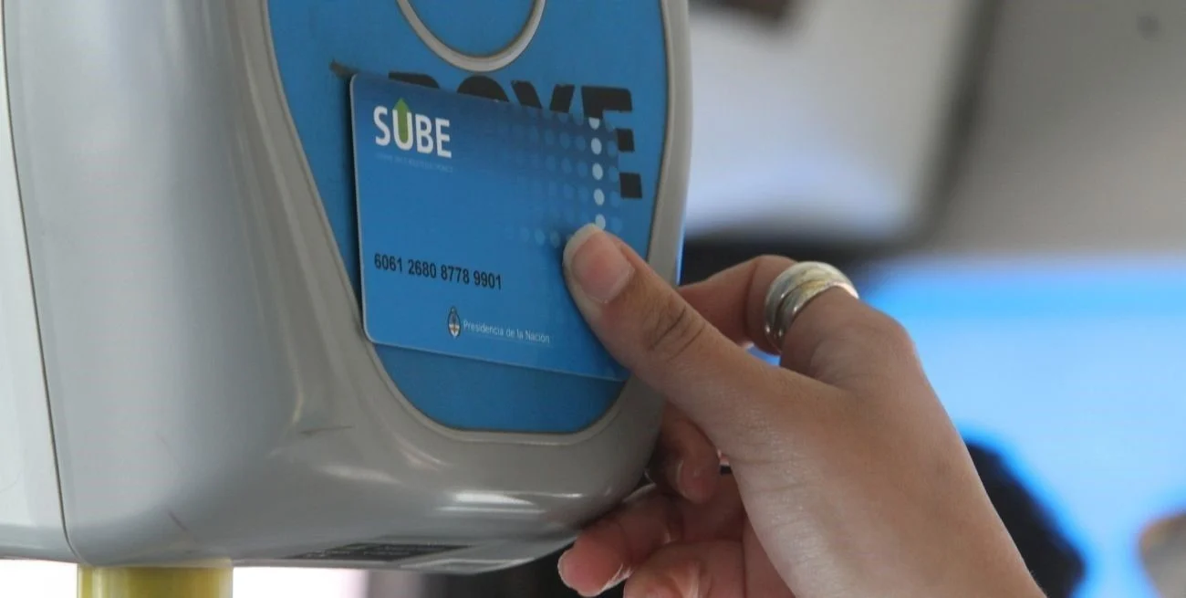 Gzx_QgtuK_1300x655__1