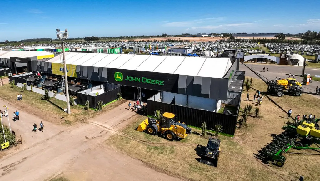 deere-1024x580