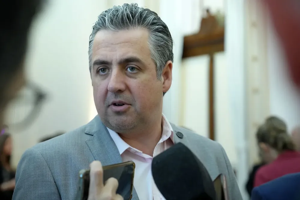 82726584-fd30-4e1a-9b4c-b54863471d71