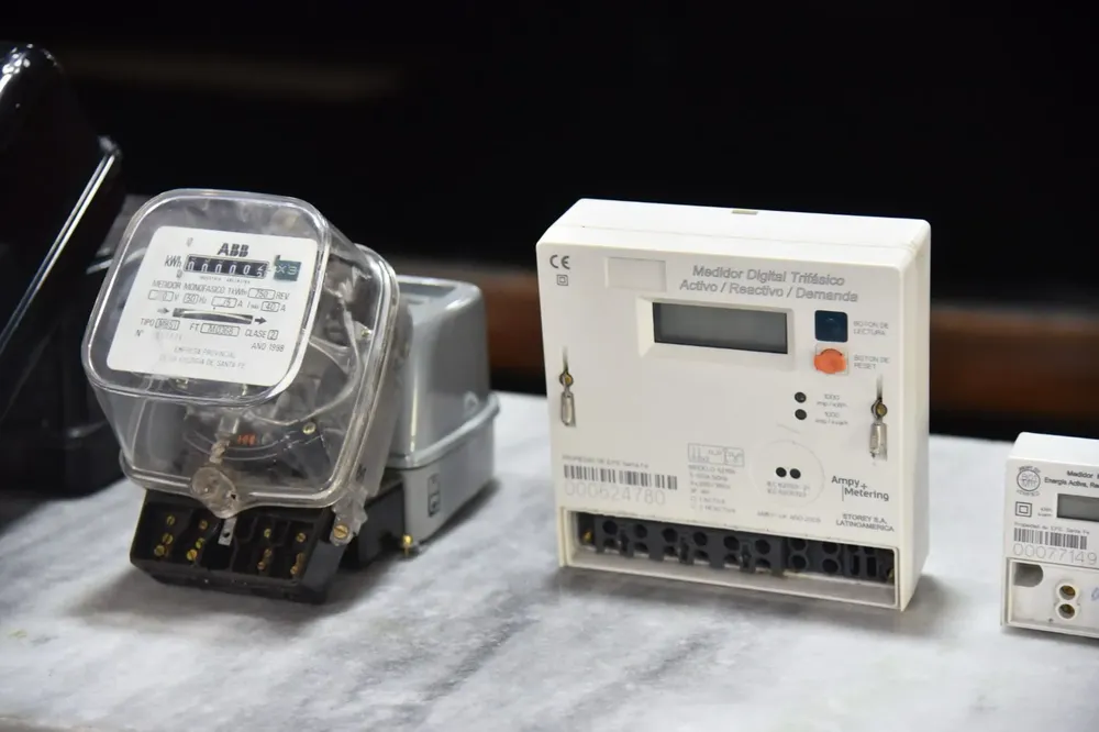 fc3849ca-903f-40fc-8a89-bfa6b7642d16