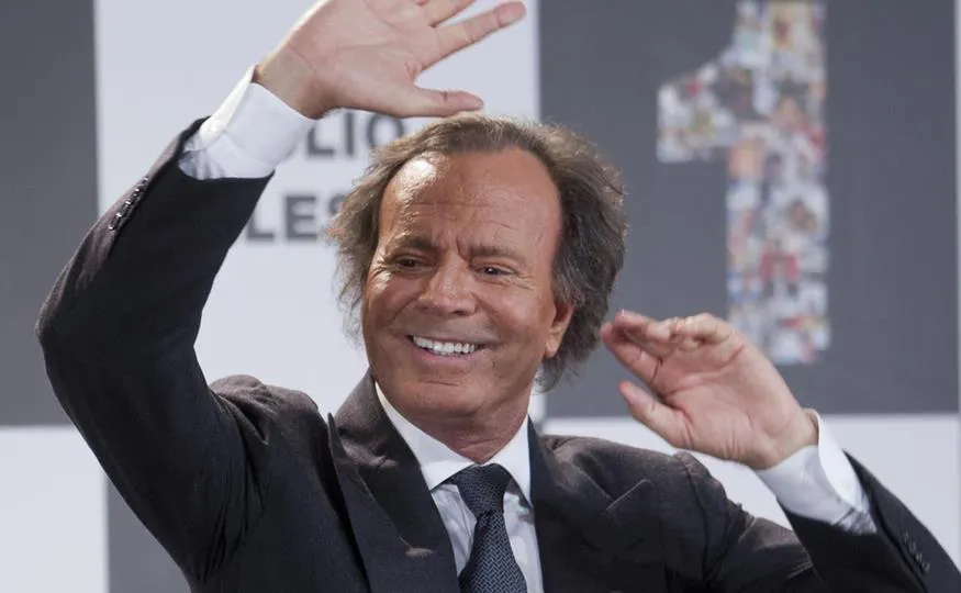 julio-iglesias_4a3a08c0_875x540