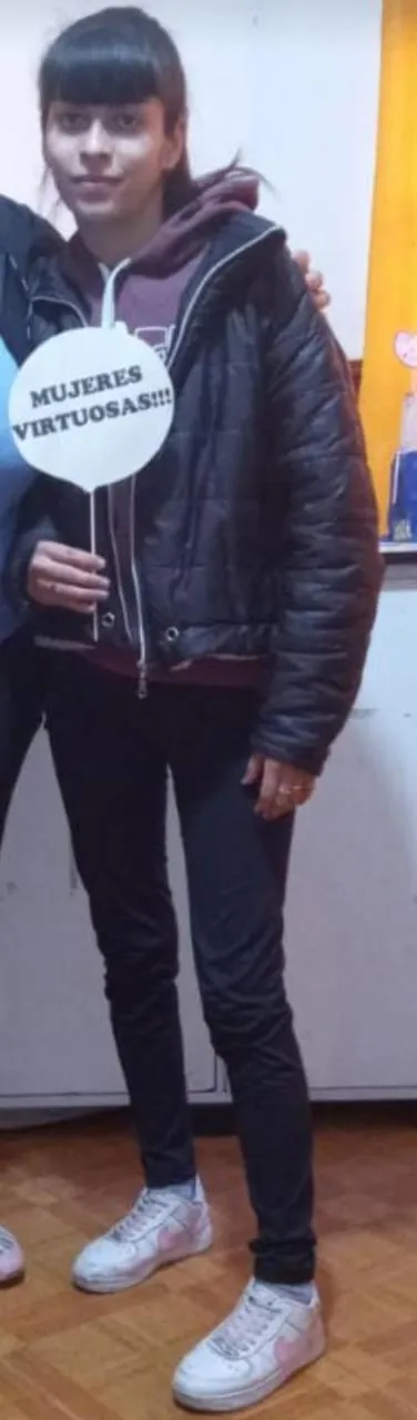 831e0fb9-c4d5-43ab-b17c-d18bf9574e3f