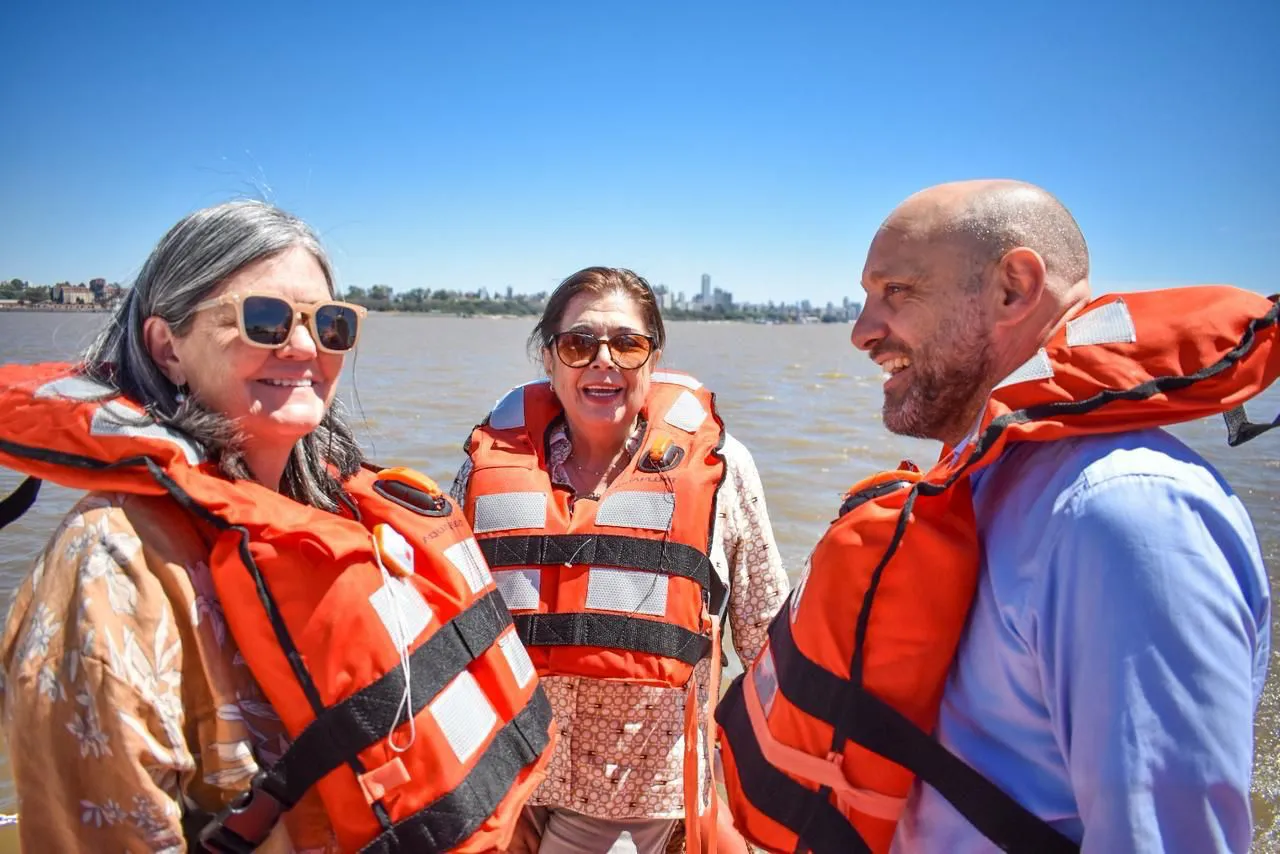 382a9142-c43b-4326-aea9-f5f3e704cdf8