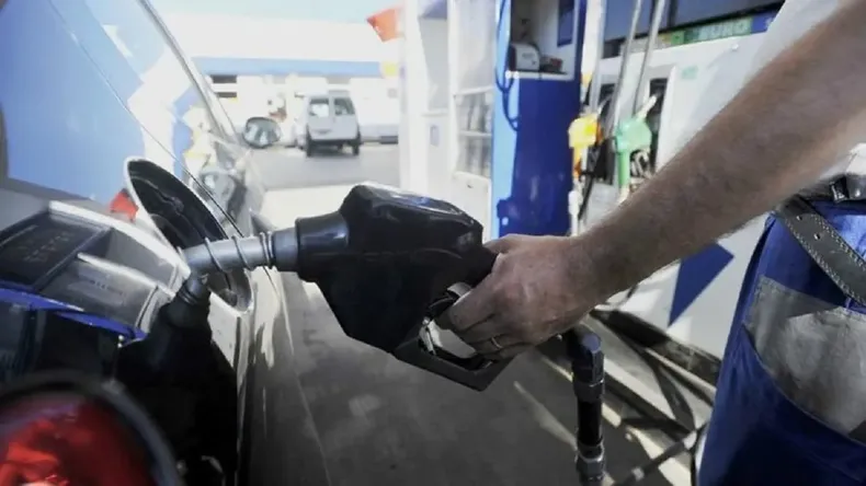 estacion-servicio-nafta