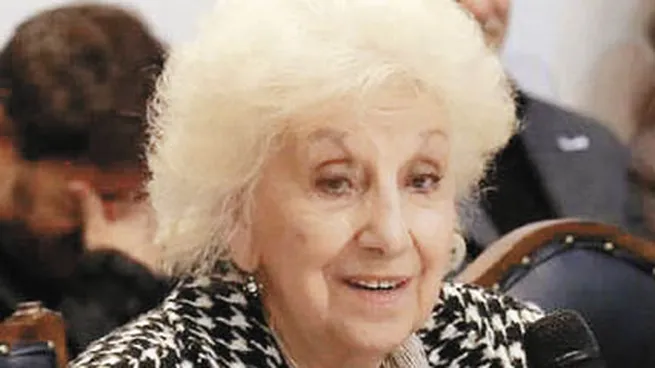 p12-estela-carlotto_optjpeg