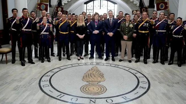 javier-milei-orden-regimiento-caballojpg