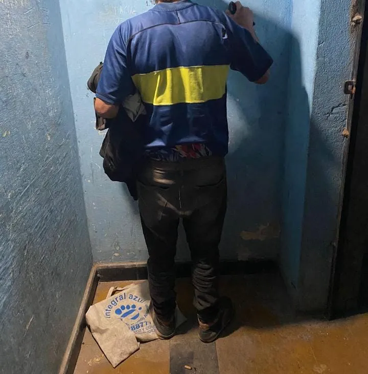 b1401f4f-4db5-41d9-ac9b-462bf3001b0c