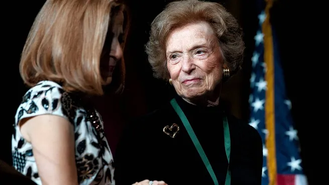 doris-fisher-2jpg