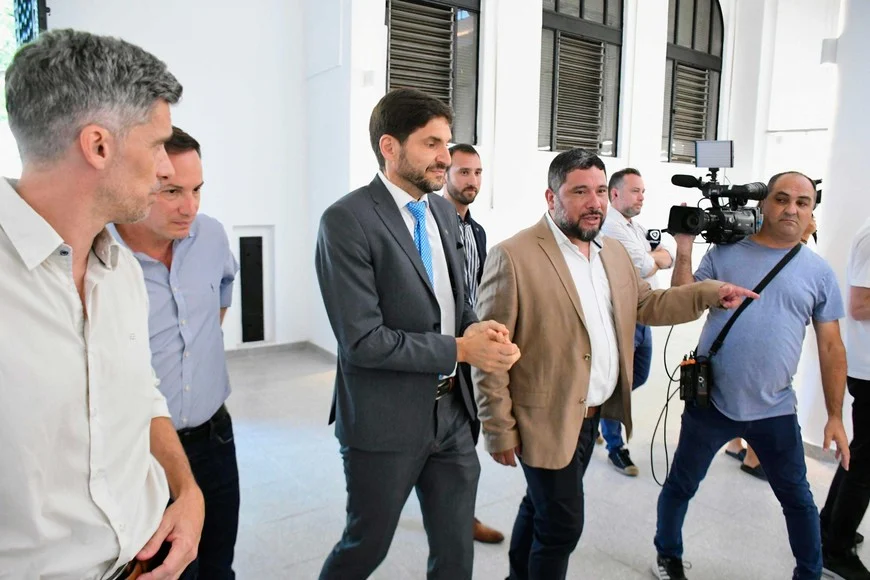 eQdIKbT8G_870x580__1